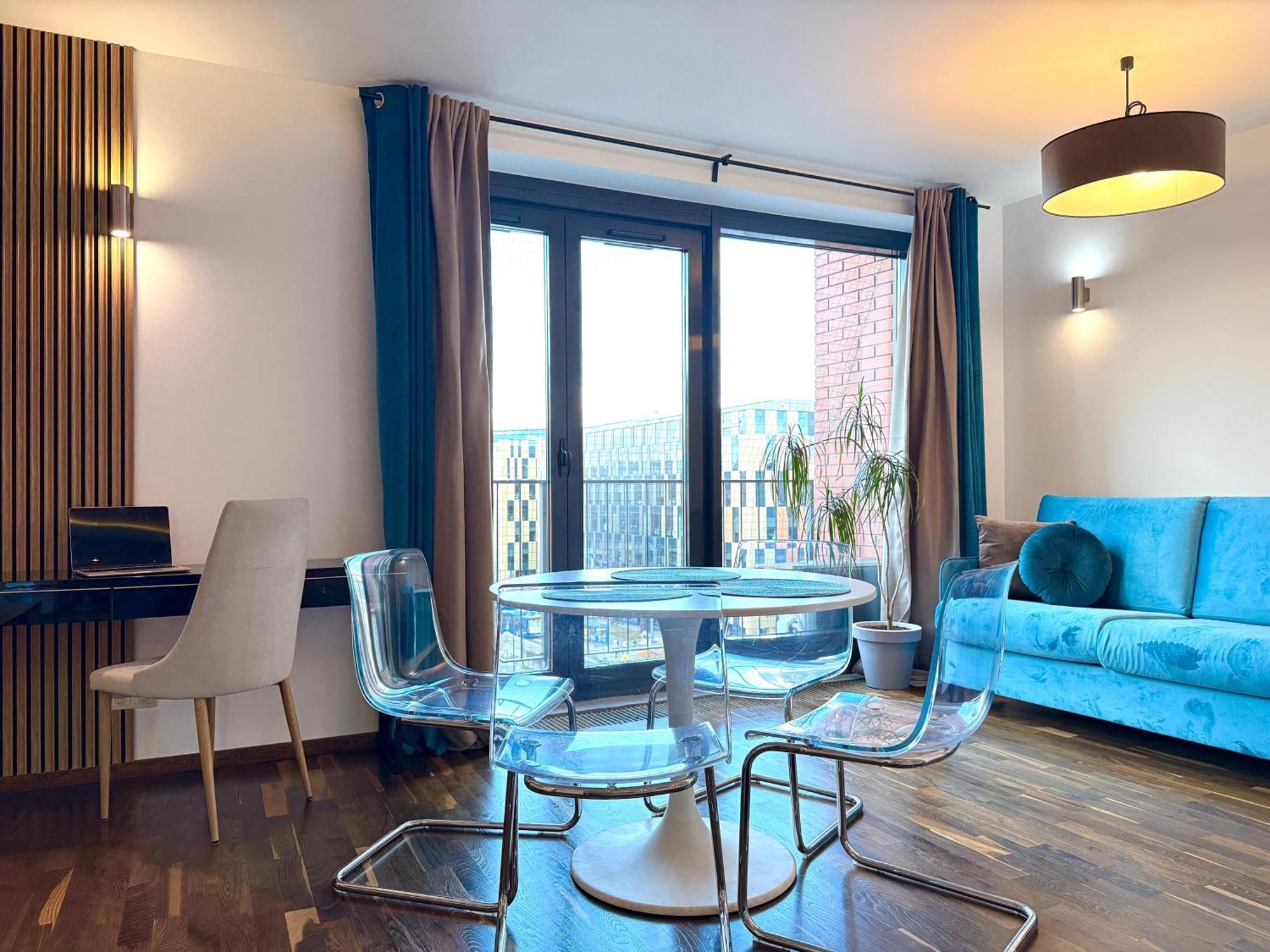 Angel Mint - Free Parking - Balcony Apartament